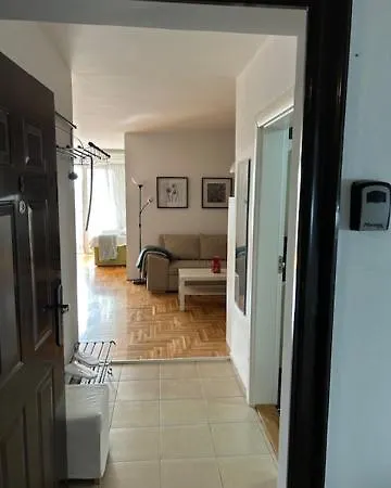 Apartment No 5