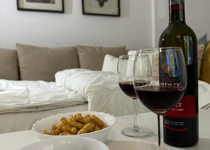 No 5 Apartamento Apatin